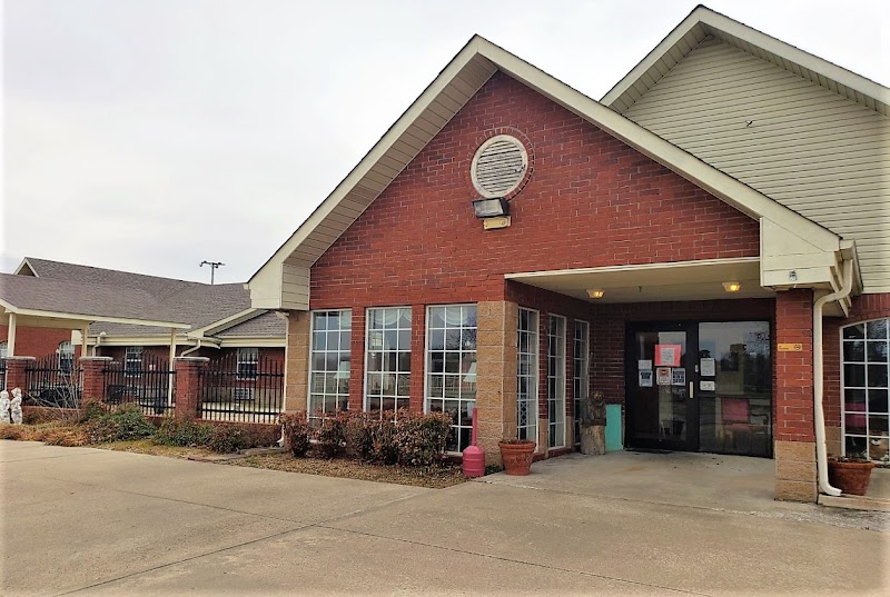 BEARE MANOR nursing home in HARTSHORNE, OK - Photo 2 of 5