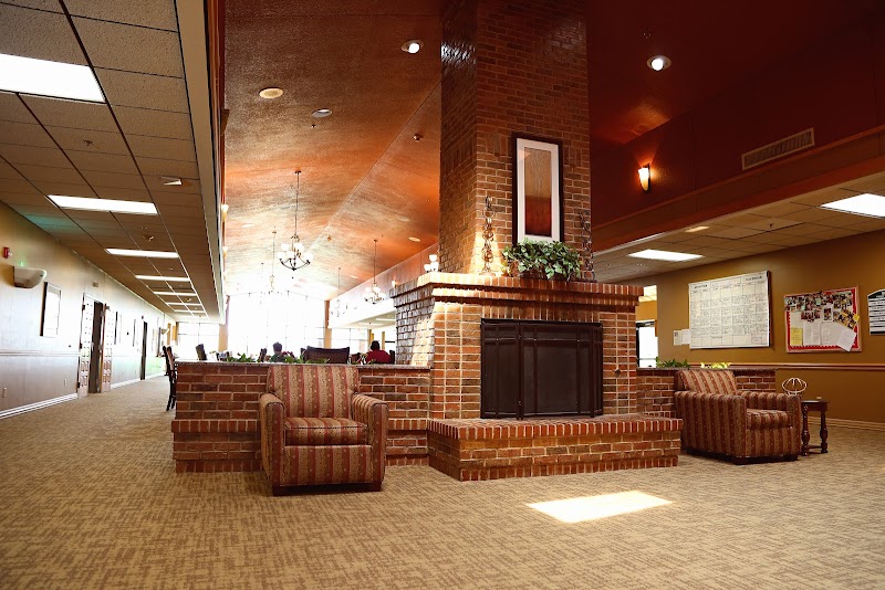 FOREST HILLS  CARE AND REHABILITATION CENTER nursing home in BROKEN ARROW, OK - Photo 3 of 5