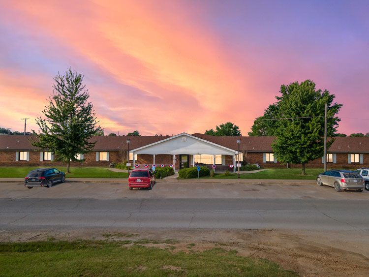 MONROE MANOR nursing home in JAY, OK - Photo 2 of 3