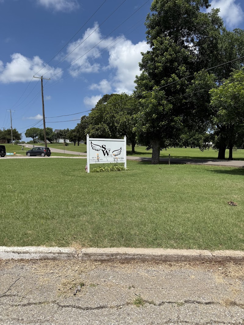 CHANDLER THERAPY & LIVING CENTER LLC nursing home in CHANDLER, OK - Photo 2 of 3