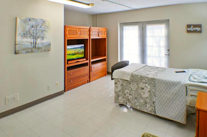 The Cottage Extended Care nursing home in Tulsa, OK - Photo 4 of 5