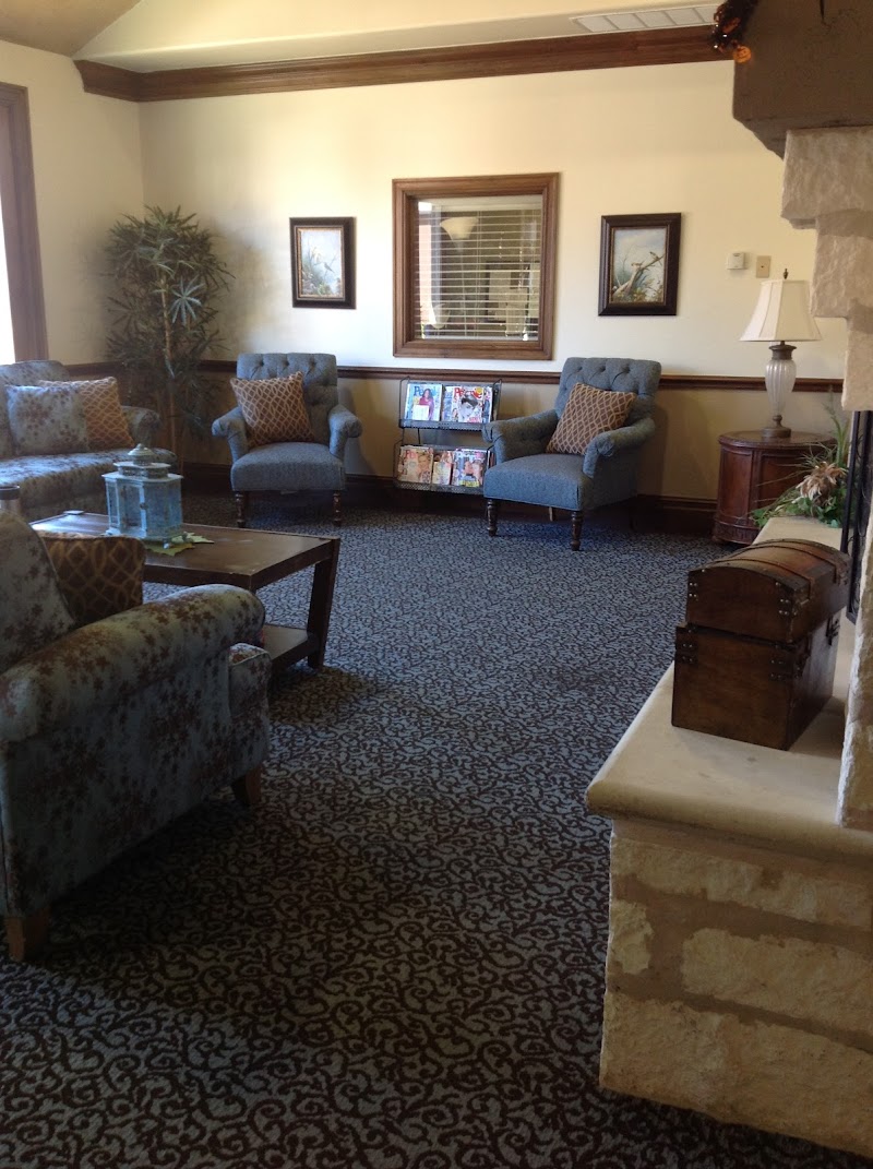 SENIOR SUITES HEALTHCARE nursing home in BROKEN ARROW, OK - Photo 3 of 5