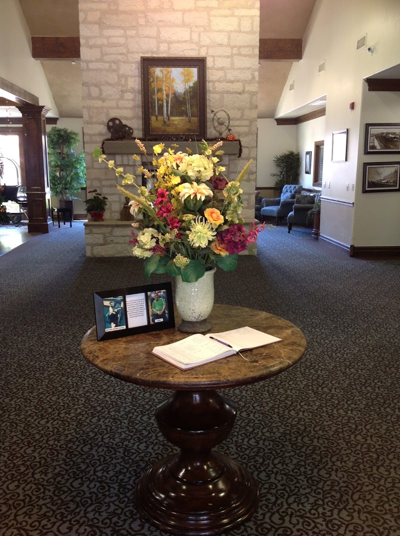 SENIOR SUITES HEALTHCARE nursing home in BROKEN ARROW, OK - Photo 4 of 5