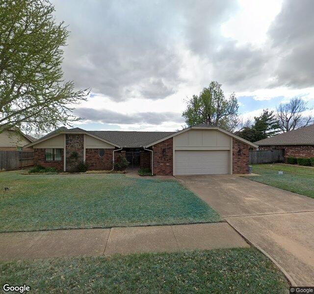 Medical Park West Rehabilitation & Skilled Care nursing home in Norman, OK - Photo 5 of 5