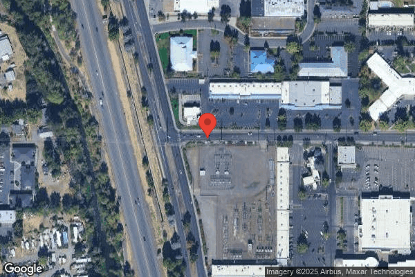 AVAMERE HEALTH SERVICES OF ROGUE VALLEY nursing home in MEDFORD, OR - Photo 1 of 5