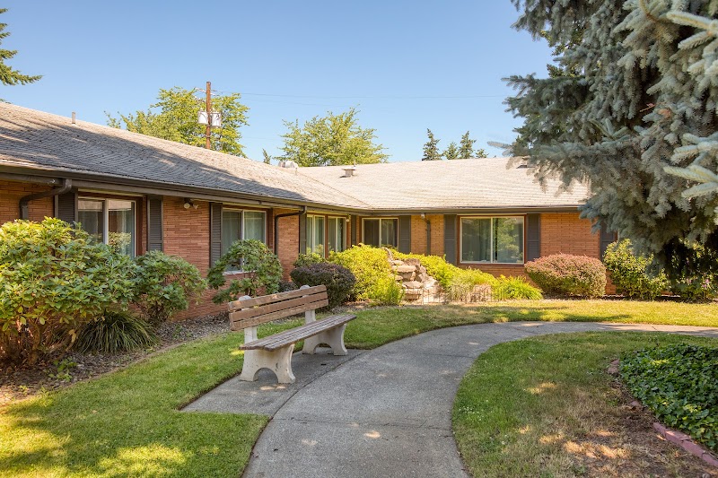 MENLO PARK POST ACUTE nursing home in PORTLAND, OR - Photo 4 of 5