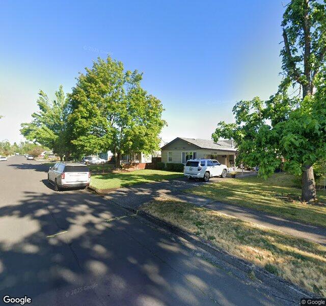 MARQUIS SPRINGFIELD nursing home in SPRINGFIELD, OR - Photo 2 of 2