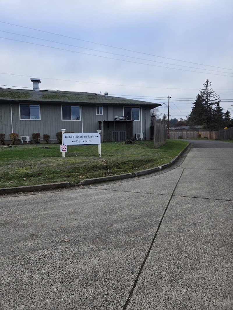 CREEKSIDE HEALTH AND REHAB OF CASCADIA nursing home in EUGENE, OR - Photo 3 of 6