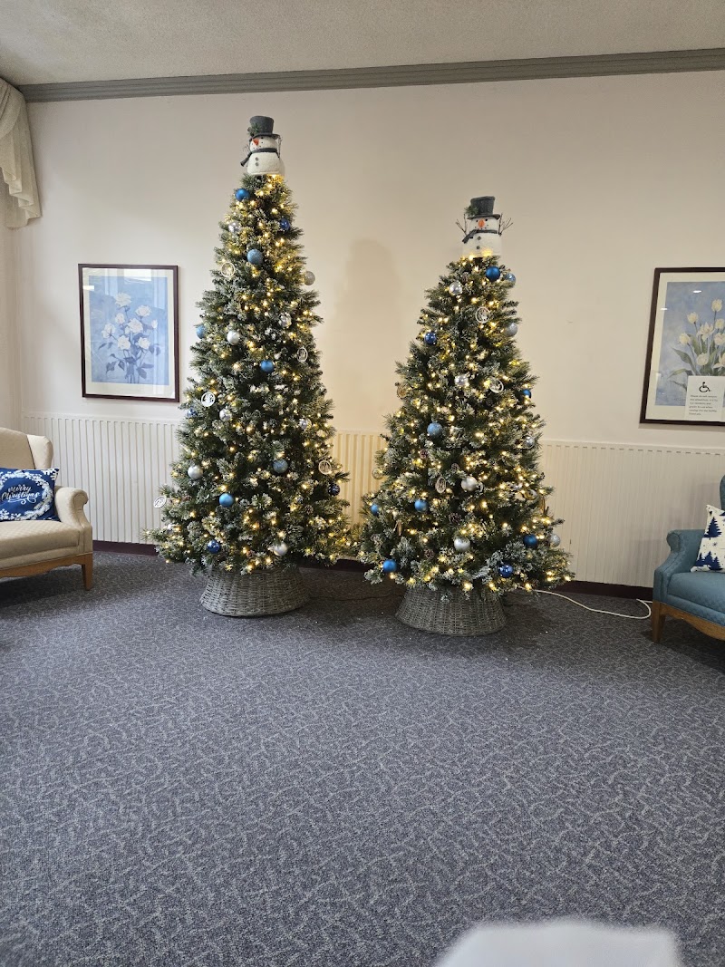 CREEKSIDE HEALTH AND REHAB OF CASCADIA nursing home in EUGENE, OR - Photo 4 of 6