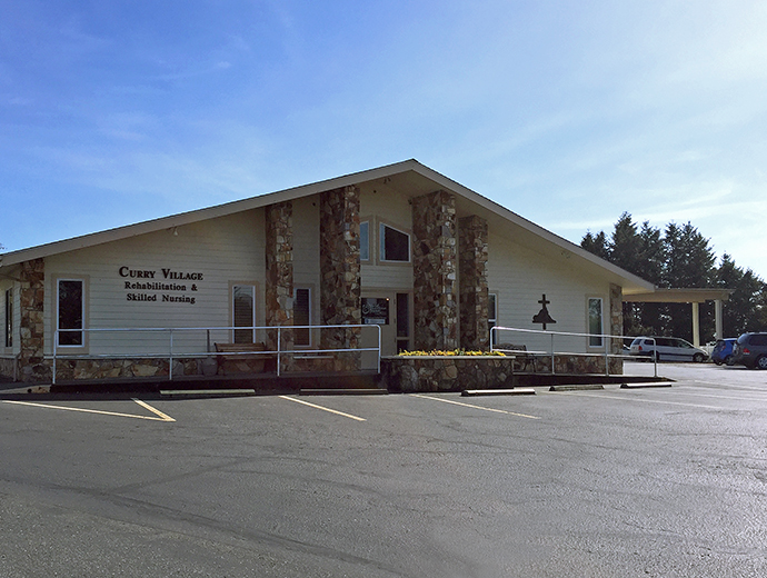 CURRY VILLAGE HEALTH AND REHAB OF CASCADIA nursing home in BROOKINGS, OR - Photo 5 of 10