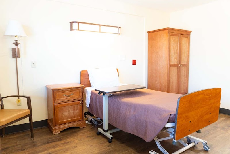 AVAMERE REHABILITATION OF LEBANON nursing home in LEBANON, OR - Photo 3 of 5