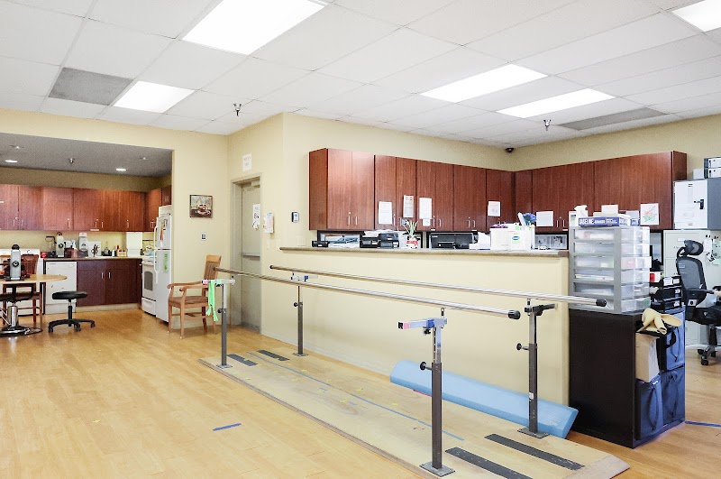 CASCADE TERRACE POST ACUTE nursing home in PORTLAND, OR - Photo 4 of 5