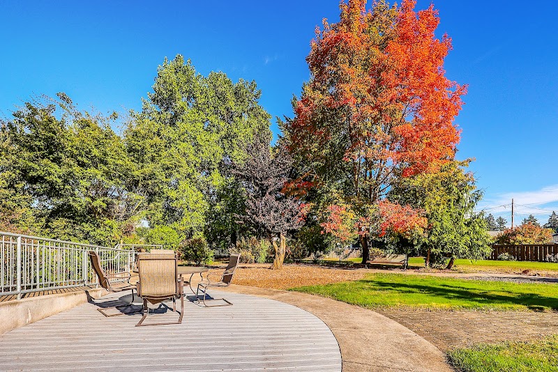 CASCADE TERRACE POST ACUTE nursing home in PORTLAND, OR - Photo 5 of 5