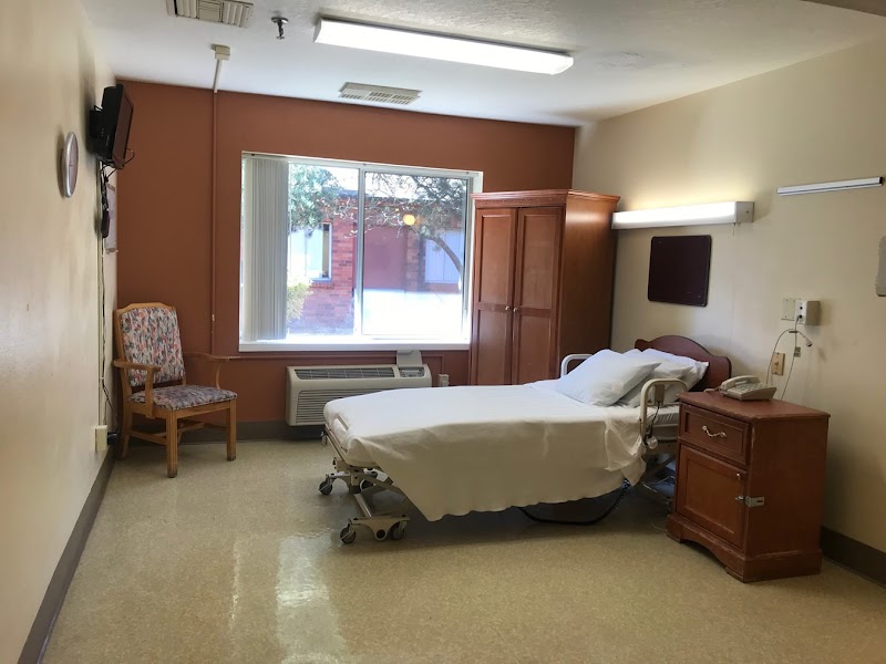 GRESHAM POST ACUTE CARE AND REHABILITATION nursing home in GRESHAM, OR - Photo 4 of 5