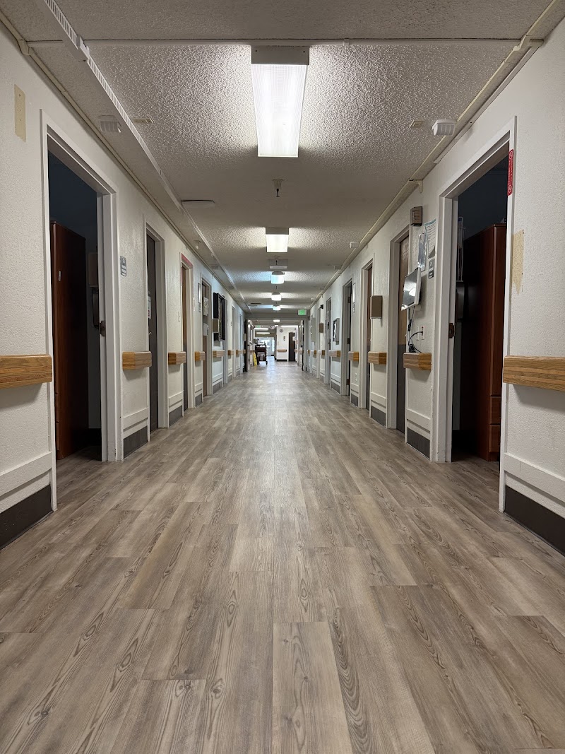 CHEHALEM POST ACUTE nursing home in NEWBERG, OR - Photo 3 of 5
