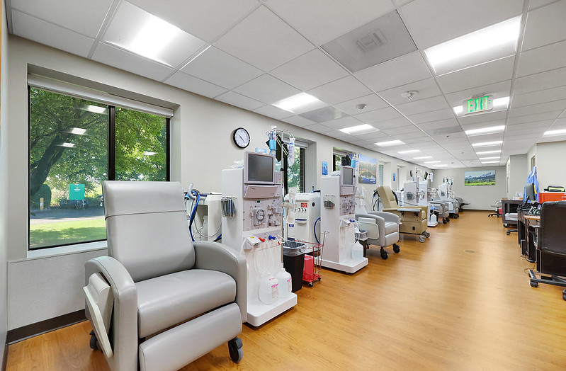 STANLEY POST ACUTE nursing home in MILWAUKIE, OR - Photo 3 of 10