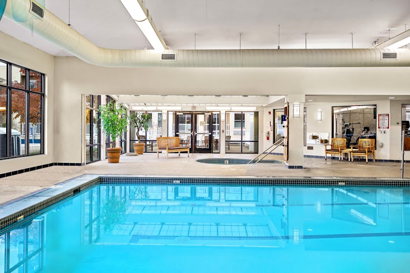 CASCADE MANOR nursing home in EUGENE, OR - Photo 5 of 10