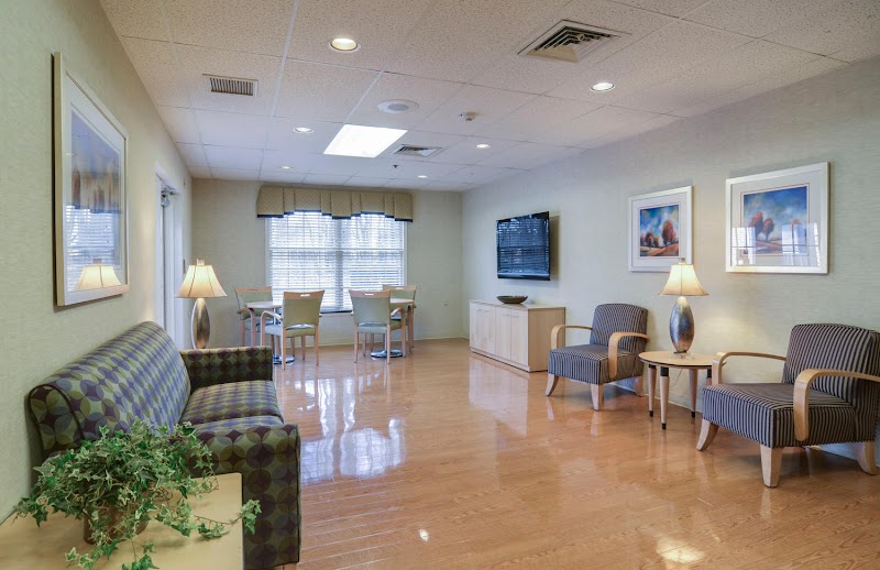 KINGSTON COURT SKILLED NURSING AND REHABILITATION nursing home in YORK, PA - Photo 3 of 5