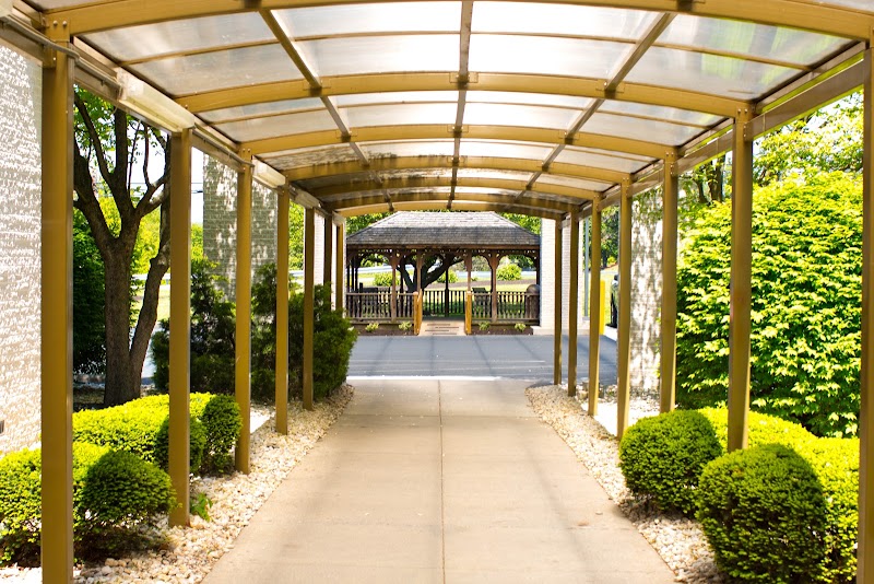 GARDENS AT WEST SHORE, THE nursing home in CAMP HILL, PA - Photo 2 of 5