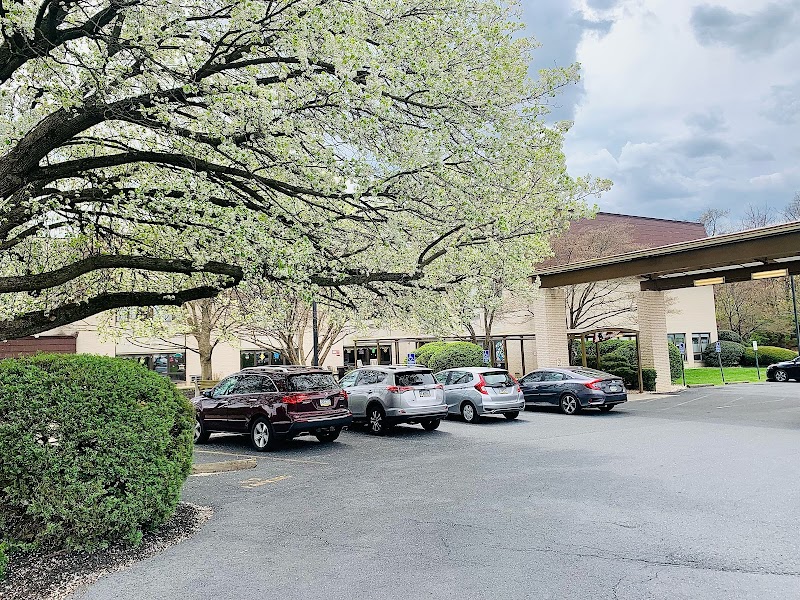 GARDENS AT WEST SHORE, THE nursing home in CAMP HILL, PA - Photo 3 of 5