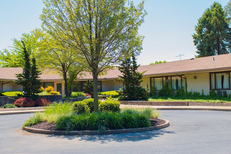 GARDENS AT WEST SHORE, THE nursing home in CAMP HILL, PA - Photo 4 of 5