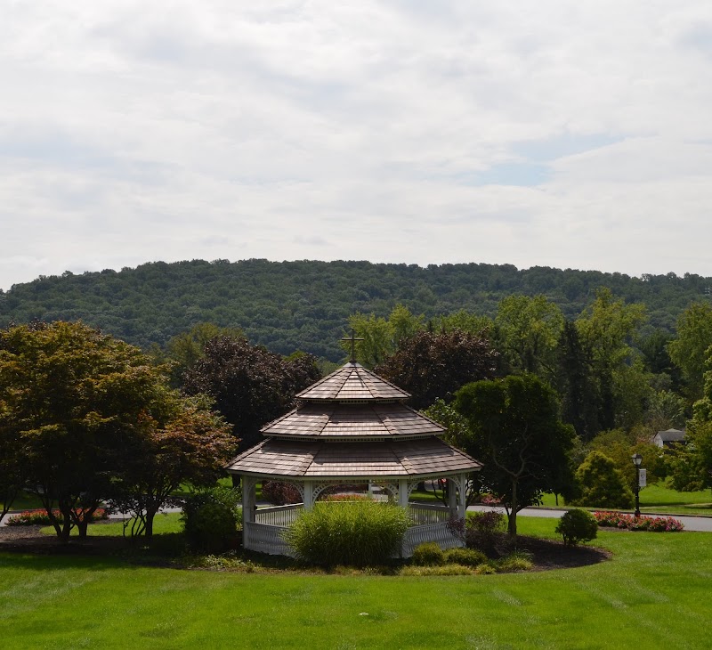 HOLY FAMILY MANOR nursing home in BETHLEHEM, PA - Photo 3 of 10