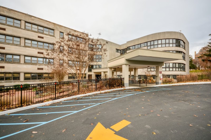 ST FRANCIS CENTER FOR REHABILITATION & HEALTHCARE nursing home in DARBY, PA - Photo 2 of 5