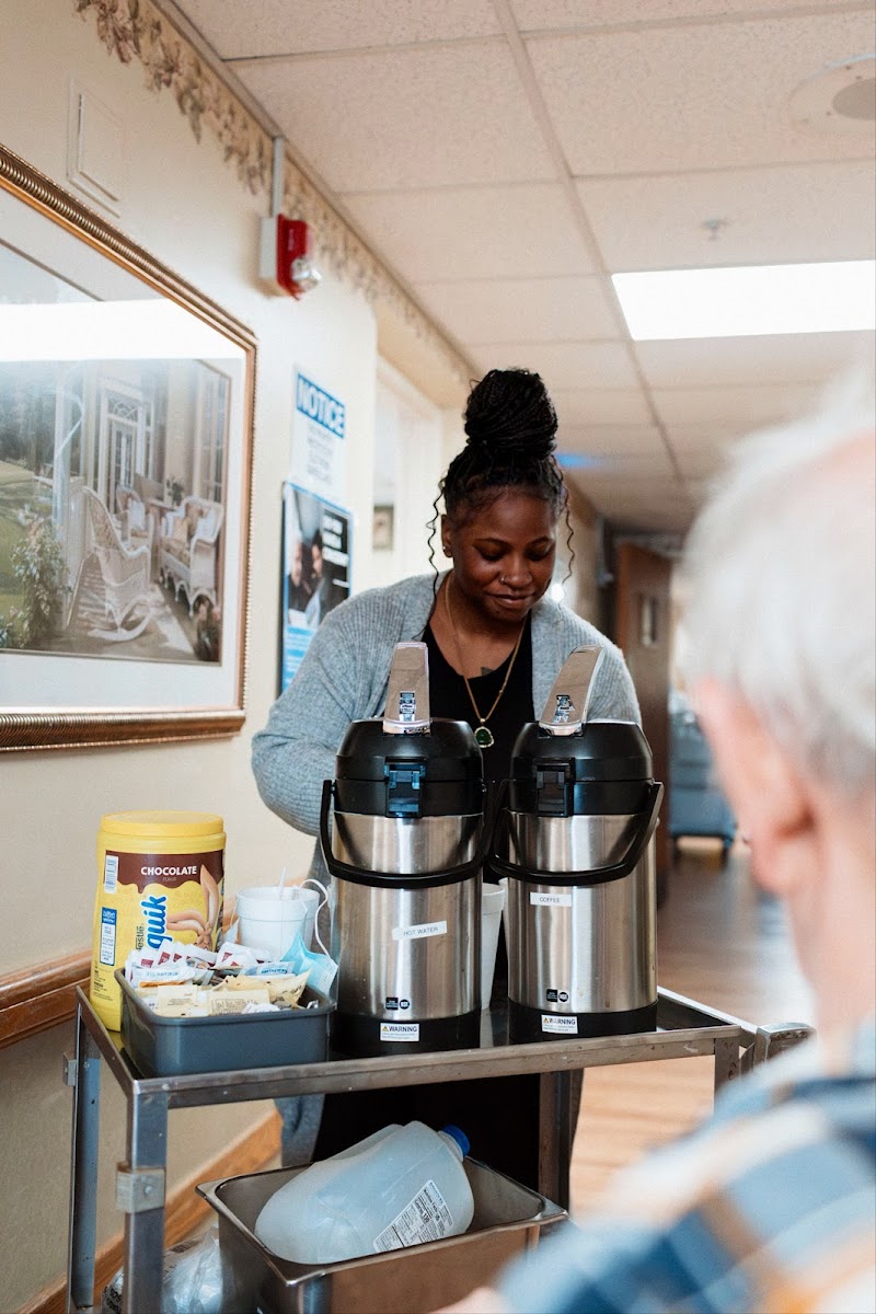 SAPPHIRE CARE AND REHAB CENTER nursing home in EAST STROUDSBURG, PA - Photo 3 of 5