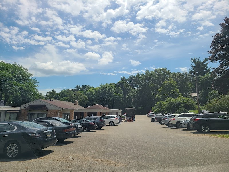 CHESTNUT HILL LODGE HEALTH AND REHAB CTR nursing home in WYNDMOOR, PA - Photo 2 of 5