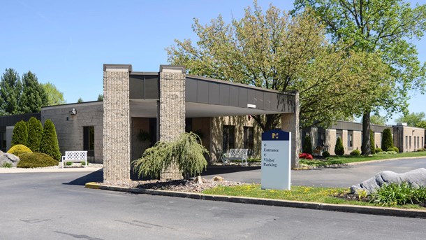 CHAMBERSBURG SKILLED NURSING AND REHABILITATION CE nursing home in CHAMBERSBURG, PA - Photo 2 of 5