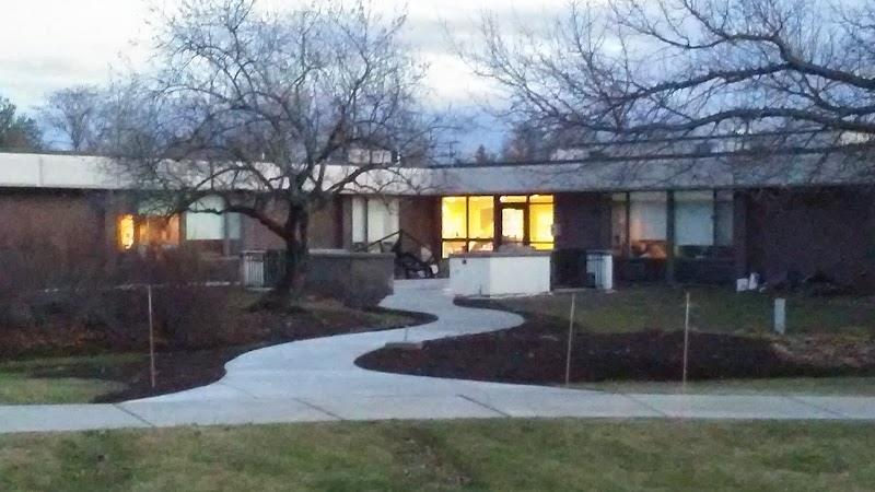 CAPITOL REHABILITATION AND HEALTHCARE CENTER nursing home in HARRISBURG, PA - Photo 3 of 5