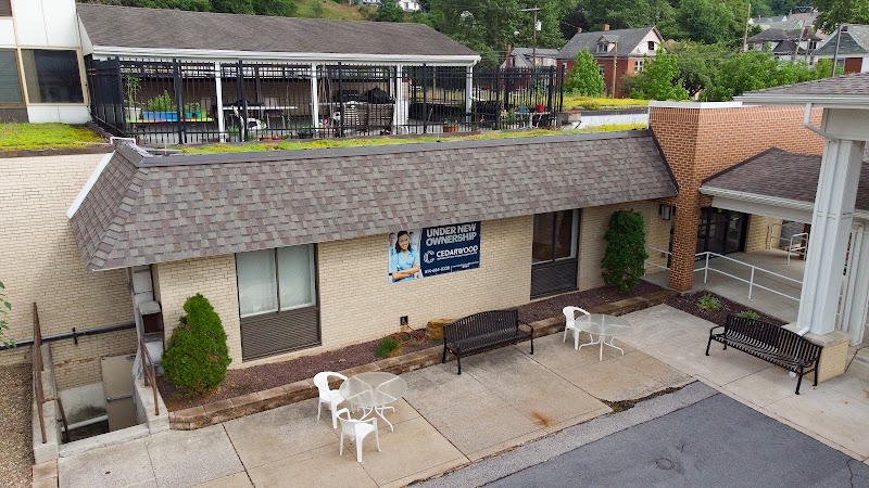 CEDARWOOD REHABILITATION & HEALTHCARE CENTER nursing home in TYRONE, PA - Photo 2 of 5