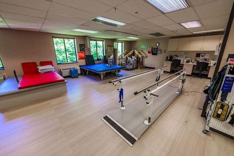 RIVER'S BEND HEALTH & REHAB CENTER nursing home in HARRISBURG, PA - Photo 4 of 5