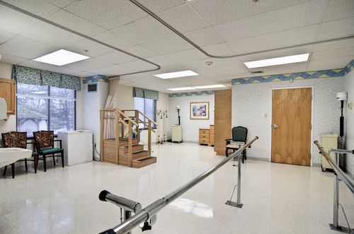 BETHLEHEM SOUTH SKILLED NURSING AND REHABILITATION nursing home in BETHLEHEM, PA - Photo 3 of 5