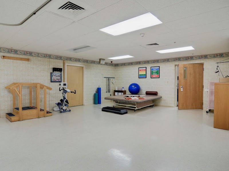 EMERALD NURSING AND REHABILITATION nursing home in ELIZABETHTOWN, PA - Photo 2 of 5