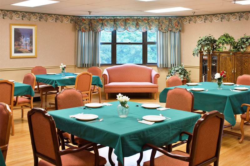 HILLCREST CENTER nursing home in WYNCOTE, PA - Photo 3 of 10