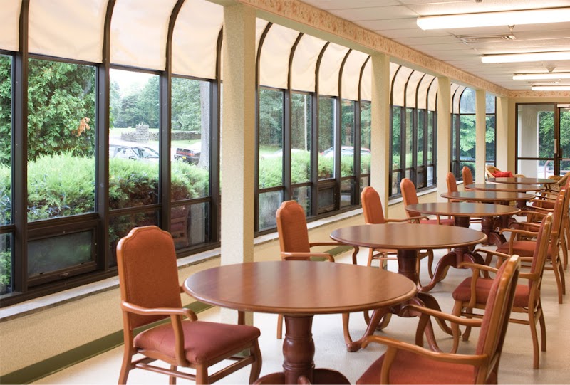 HILLCREST CENTER nursing home in WYNCOTE, PA - Photo 5 of 10