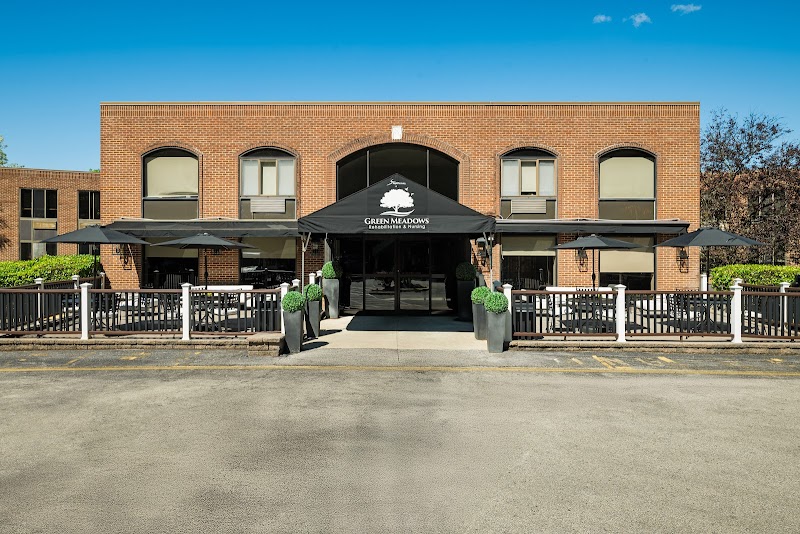 GREEN MEADOWS NURSING & REHABILITATION CENTER nursing home in MALVERN, PA - Photo 3 of 10