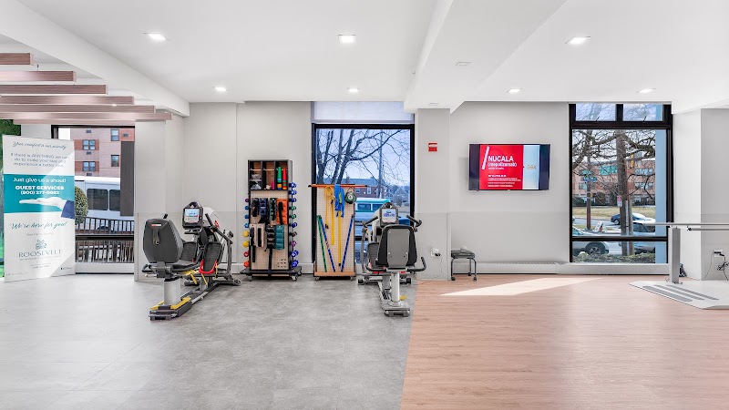 ROOSEVELT REHABILITATION AND HEALTHCARE CENTER nursing home in PHILADELPHIA, PA - Photo 3 of 5