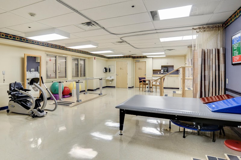 EASTON SKILLED NURSING AND REHABILITATION CENTER nursing home in EASTON, PA - Photo 2 of 10