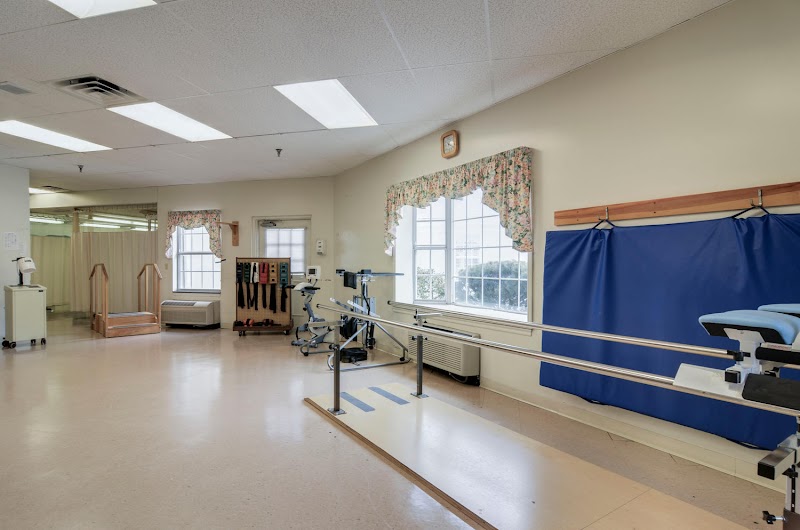 SINKING SPRING SKILLED NURSING AND REHABILITATION nursing home in SINKING SPRING, PA - Photo 2 of 5