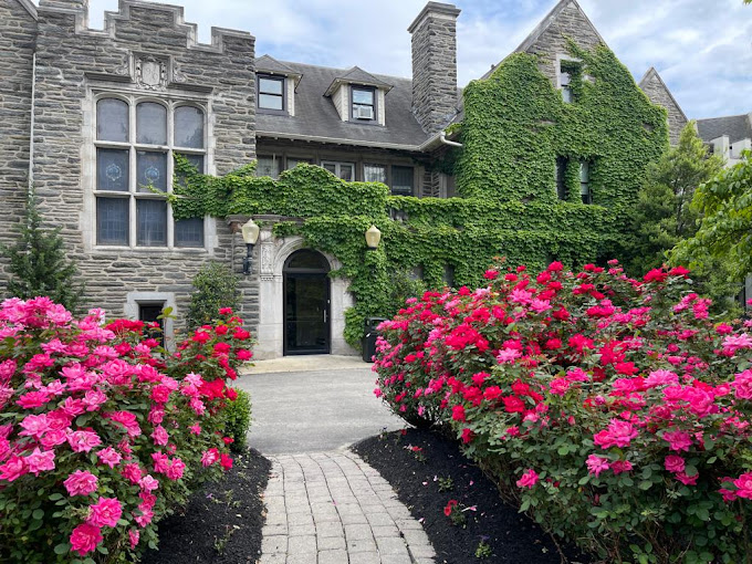 ACCELA REHAB AND CARE CENTER AT SPRINGFIELD nursing home in GLENSIDE, PA - Photo 2 of 5