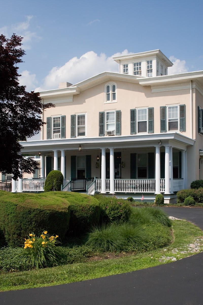 BELVEDERE CENTER, GENESIS HEALTHCARE, THE nursing home in CHESTER, PA - Photo 2 of 5