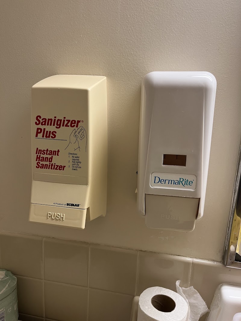 FAIRLANE GARDENS NURSING AND REHAB AT READING nursing home in READING, PA - Photo 4 of 7