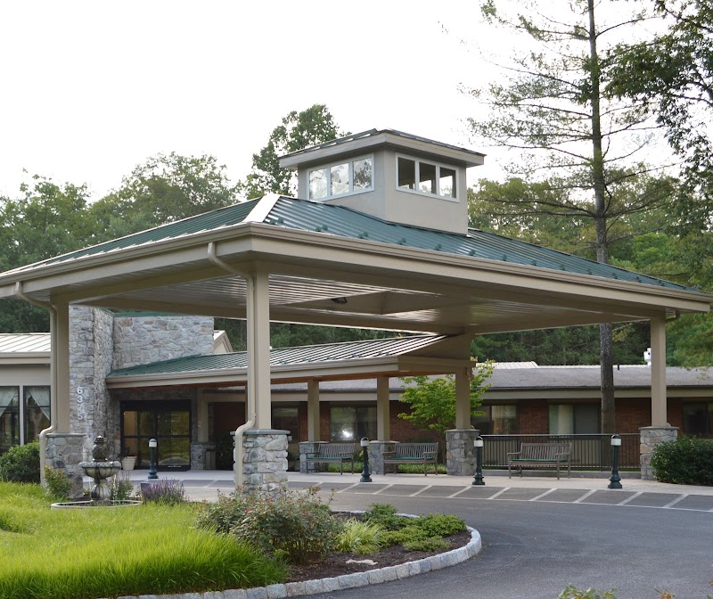 PARAMOUNT NURSING AND REHAB AT FAYETTEVILLE, LLC nursing home in FAYETTEVILLE, PA - Photo 5 of 5