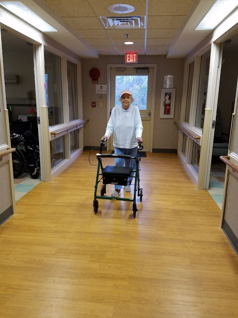 LIFEQUEST NURSING CENTER nursing home in QUAKERTOWN, PA - Photo 4 of 5