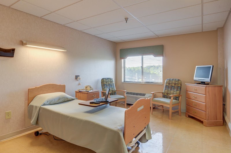 CARNEGIE PARK POST ACUTE nursing home in PITTSBURGH, PA - Photo 5 of 5