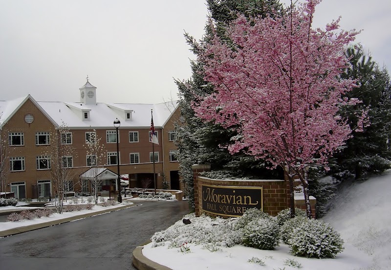 MORAVIAN HALL SQUARE HEALTH AND WELLNESS CENTER nursing home in NAZARETH, PA - Photo 5 of 10