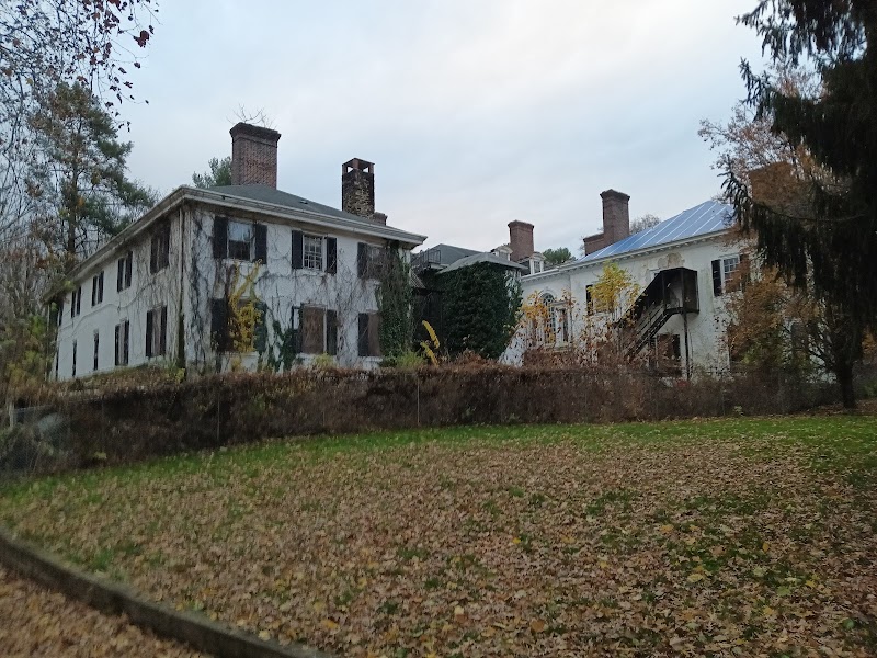 LITTLE FLOWER MANOR nursing home in DARBY, PA - Photo 2 of 10