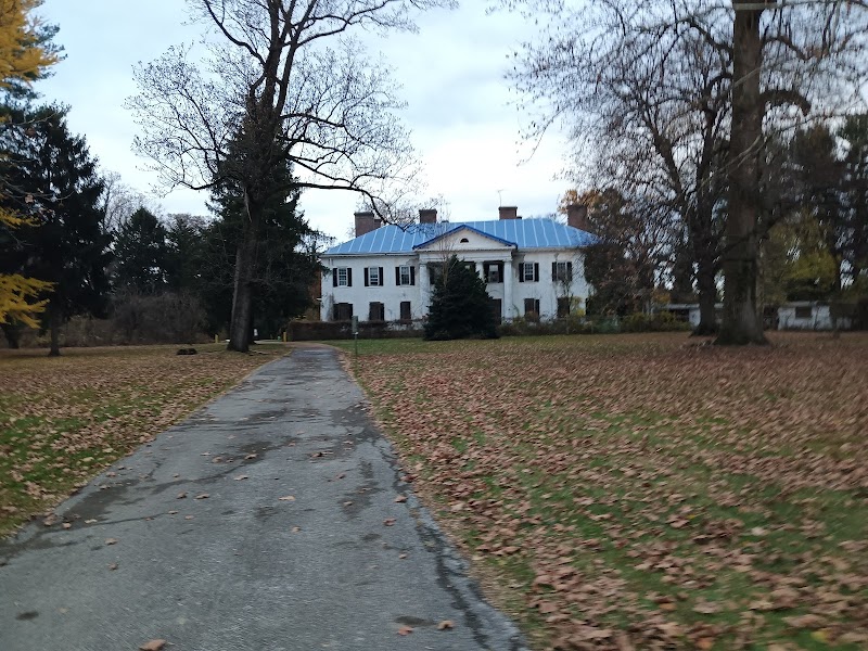 LITTLE FLOWER MANOR nursing home in DARBY, PA - Photo 4 of 10